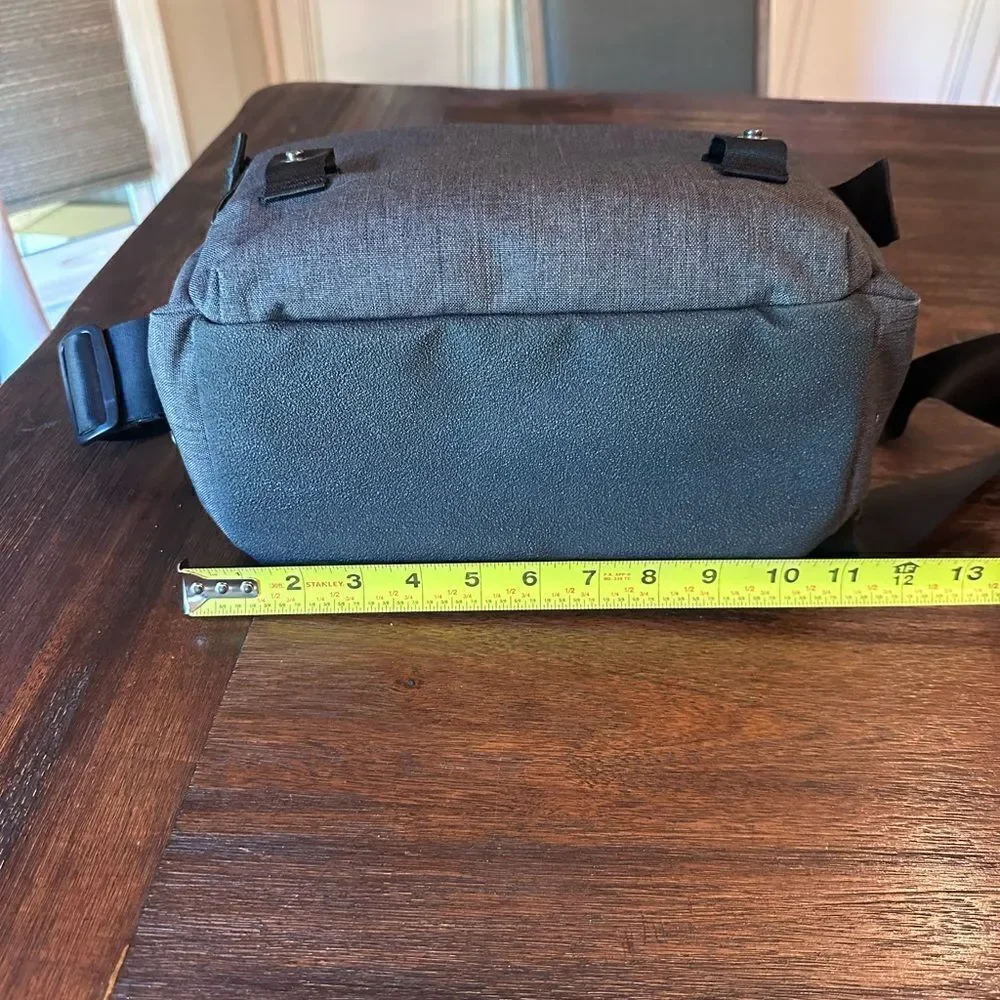 Case Logic Reflection camera/messenger bag